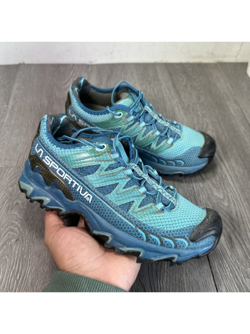 La Sportiva Womens Ultra Raptor 2023-C Blue Running Shoes Sneakers Size 5.5